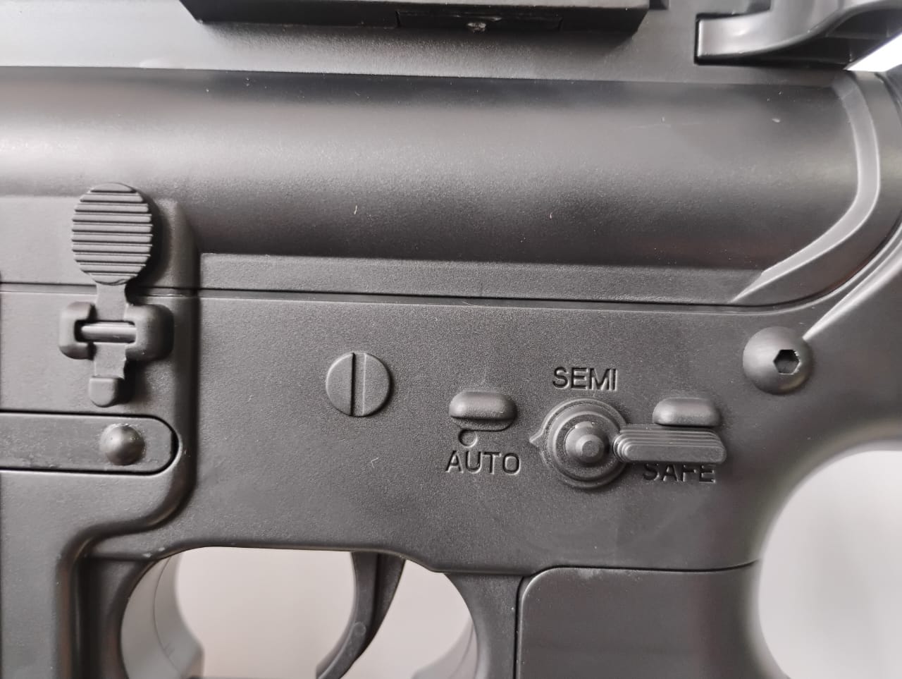 👉JUGUETE RIFLE ELÉCTRICO DE HIDROGEL 💨 CON LUZ Y HUMO 🔫