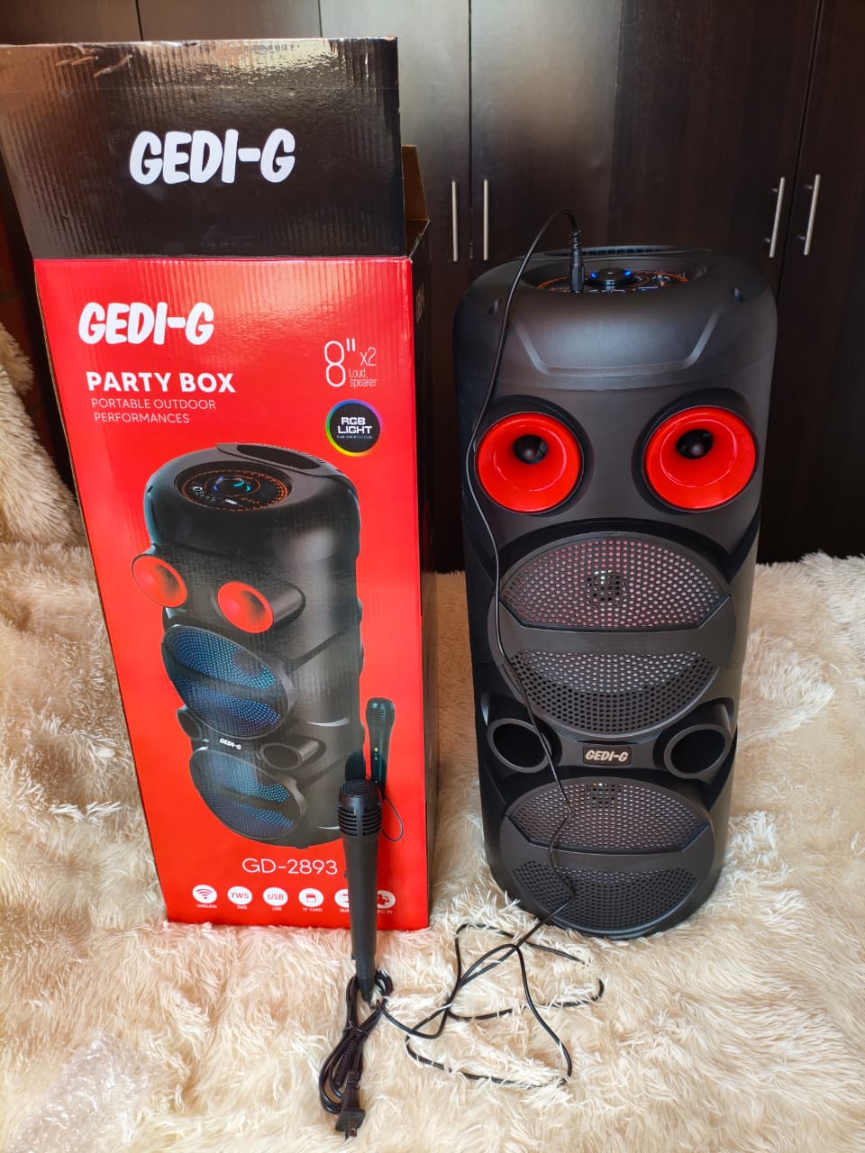 PARLANTE CABINA DOBLE BOCINA 8" + MICRÓFONO INCLUIDO