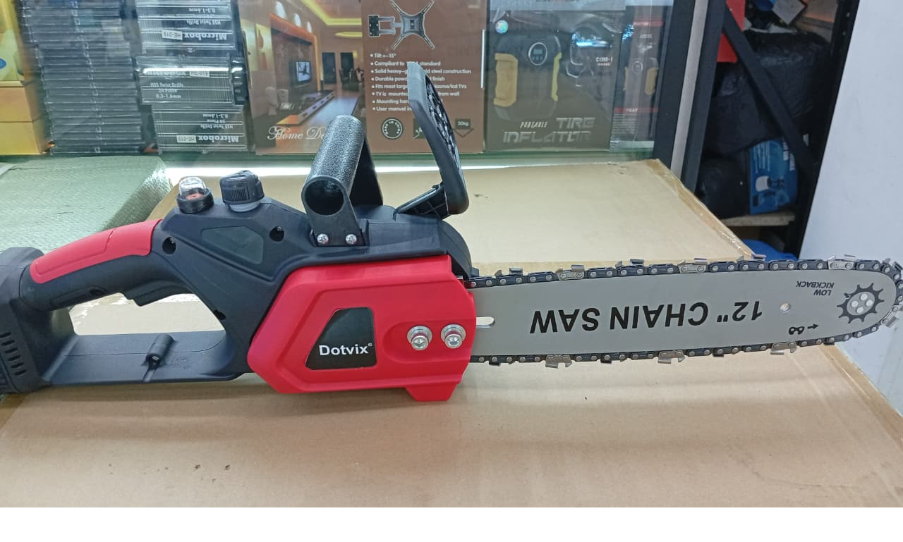 🪵🔋 MINI MOTOSIERRA RECARGABLE 12” – 48V DOBLE BATERÍA