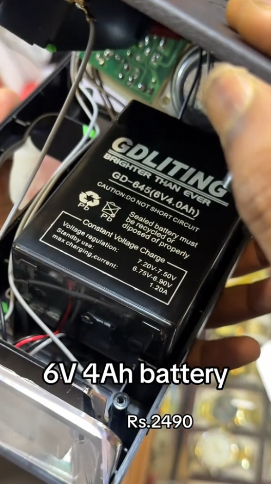 🟢 💡 SISTEMA DE ILUMINACIÓN SOLAR GDLITE - 10 🔋  CON BLUETOOTH - RADIO Y PANEL