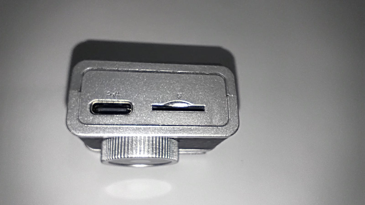 🛍️ MINI CÁMARA DIGITAL RECARGABLE – 1080P – ULTRA COMPACTA (4cm x 2cm)