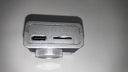 🛍️ MINI CÁMARA DIGITAL RECARGABLE – 1080P – ULTRA COMPACTA (4cm x 2cm)