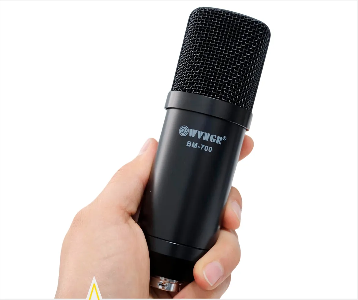 KIT MICRÓFONO CONDENSADOR BM-700 CON MALETÍN DE ALUMINIO Y TRIPODE 🎤