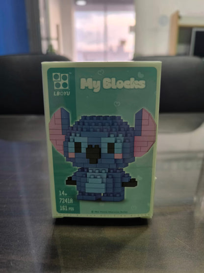 ✨ SET STITCH 3 EN 1 – PELUCHE PROYECTOR + FIGURA + BLOQUES ARMABLES