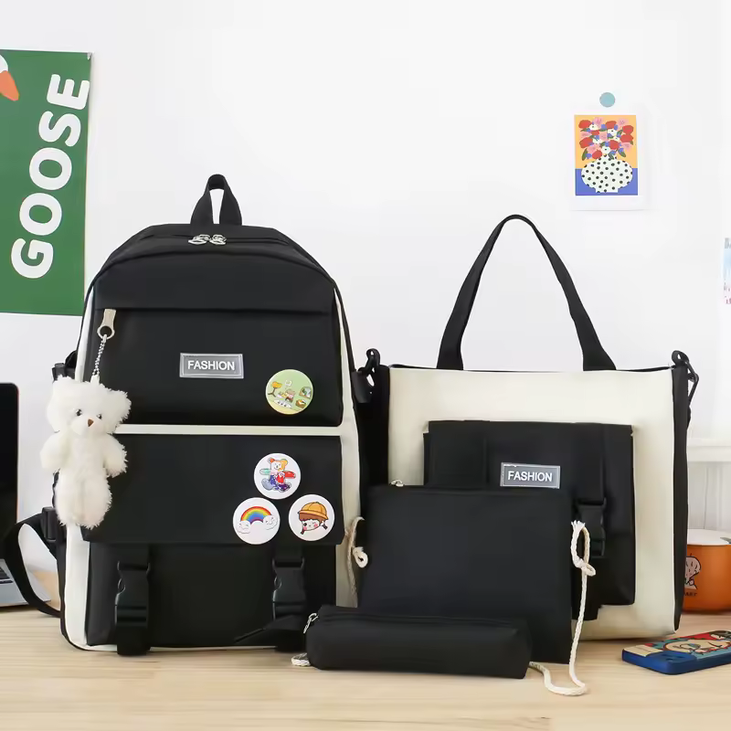 🛍️ KIT KAWAII 4 EN 1 – MOCHILA + BOLSO +CARTUCHERA + COSMETIQUERA