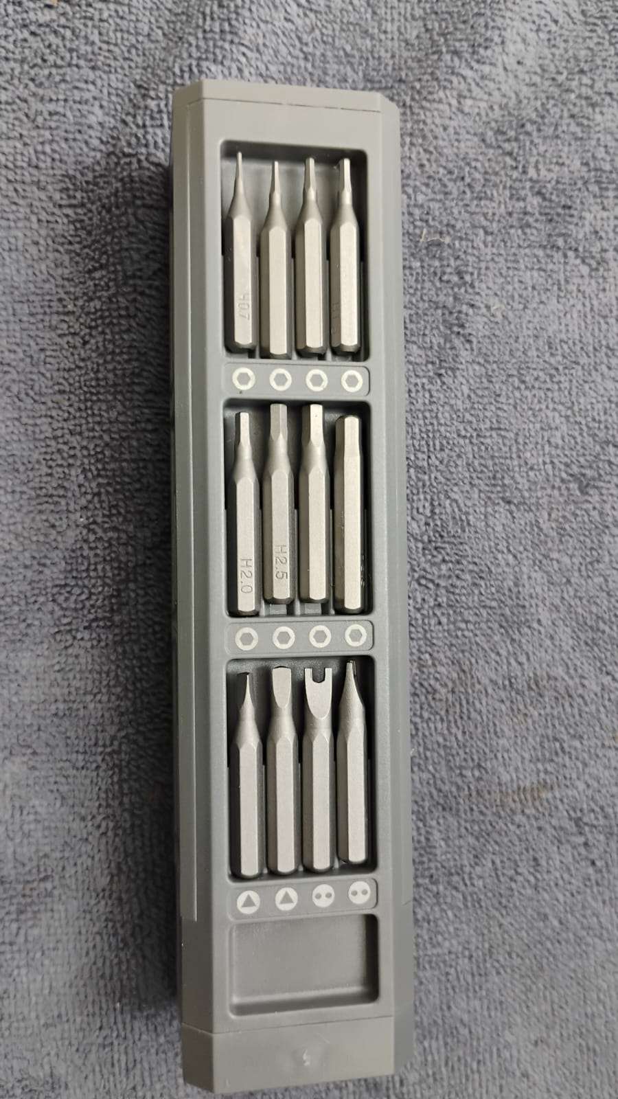 🧲 DESTORNILLADOR MAGNÉTICO 44 EN 1 PREMIUM DE PRECISIÓN – TODO EN UNO 🔧