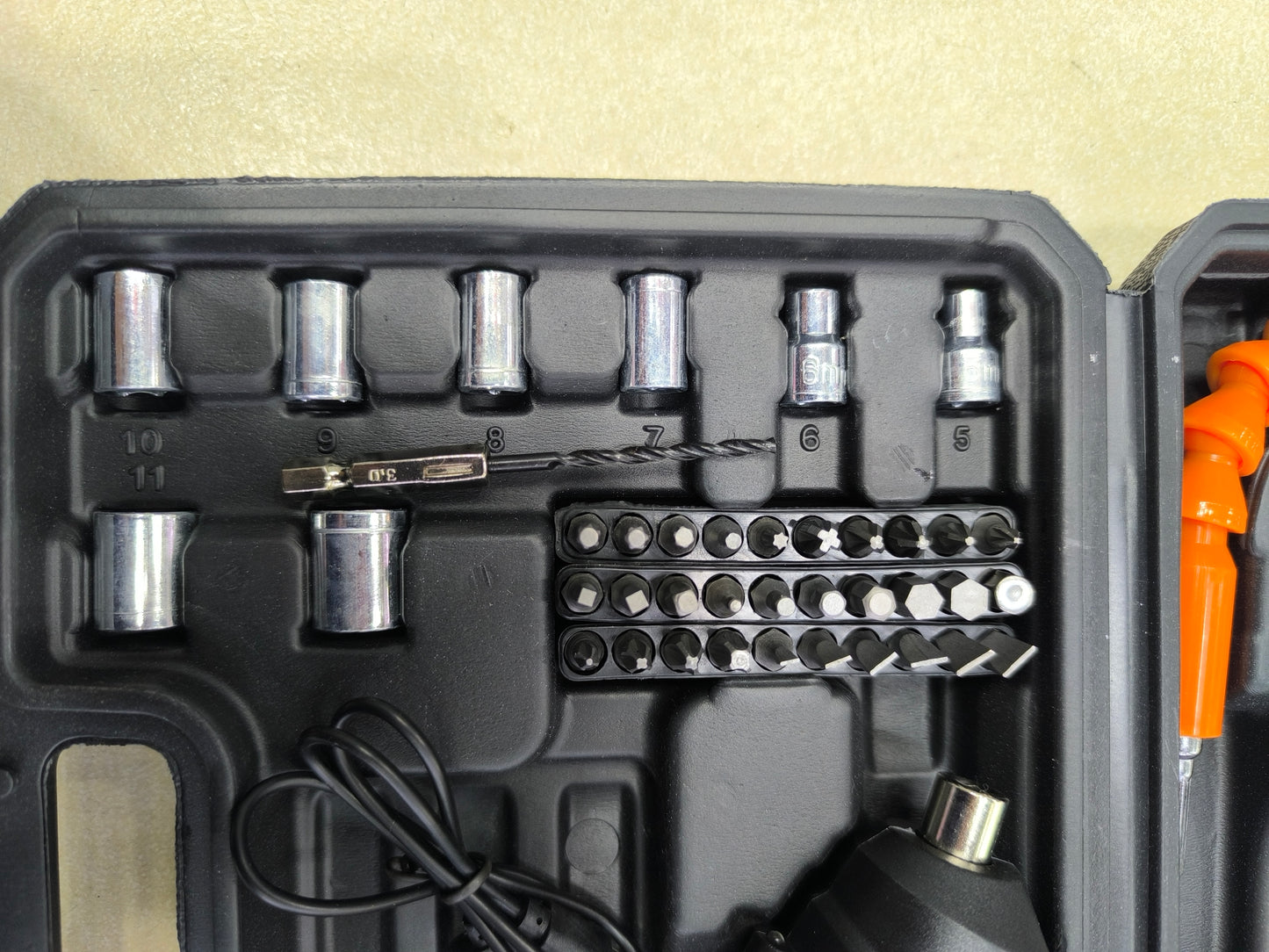 🛠️ DESTORNILLADOR RECARGABLE CON ACCESORIOS Y ESTUCHE 🔧