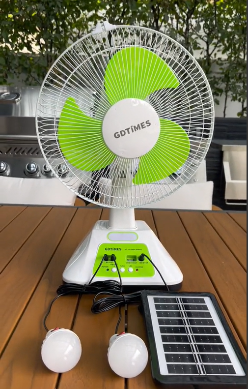 🌬️ VENTILADOR SOLAR  12” CON GIRO + PANEL Y 2 BOMBILLOS